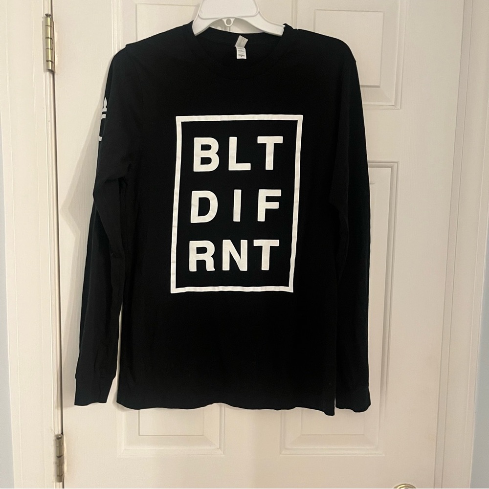 Bella + Canvas Medium Long Sleeve Shirt Graphic BLT DIF RNT Unisex Black White - Picture 1 of 7